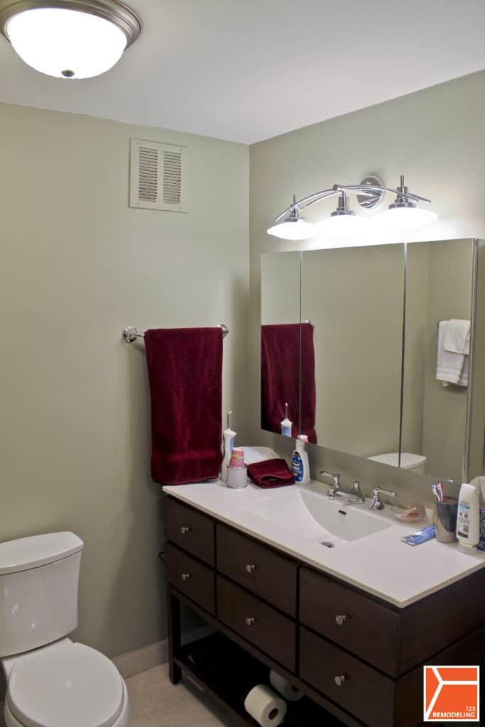 Master Bathroom Renovation at 505 N Lake Shore Dr in Streeterville