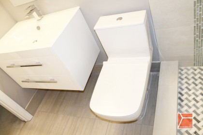20151012_3660_LakeShore_after (6) lake shore bathroom main image
