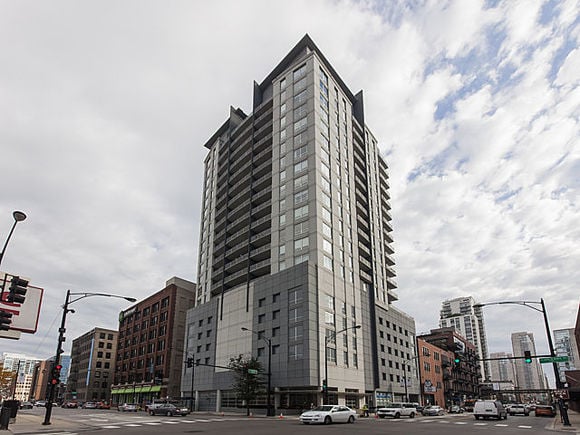 Grand Orleans Condo Remodel - 330 W Grand Ave (River North)