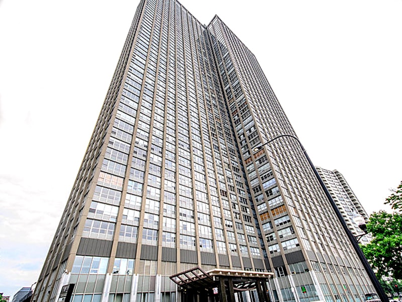 Park Place Tower Condo Remodel - 655 W Irving Park Rd (Lakeview)