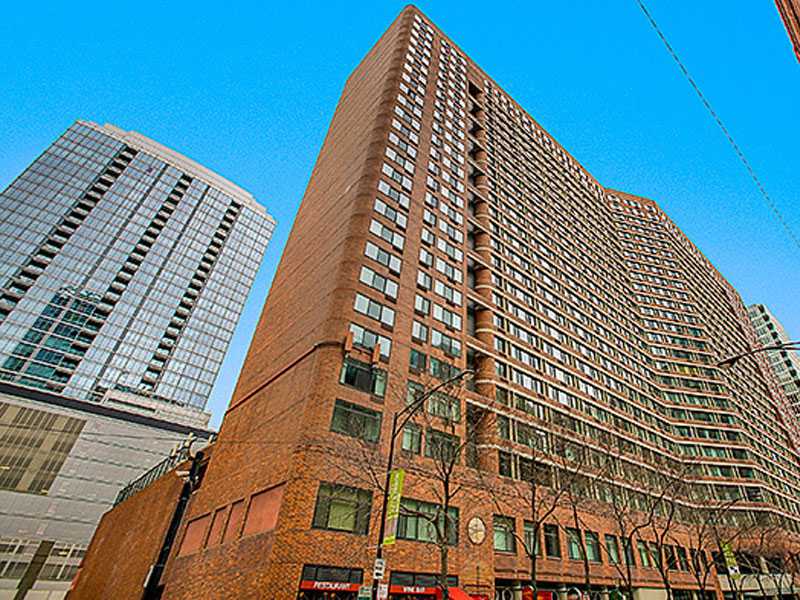 Grand Ohio Tower Condominium Remodeling at 211 E Ohio St in Streeterville