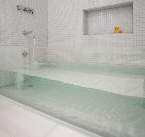 transparent bathtub