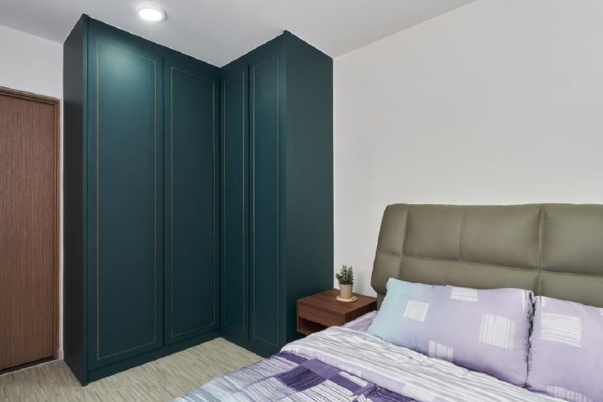 blue wardrobe in the bedroom